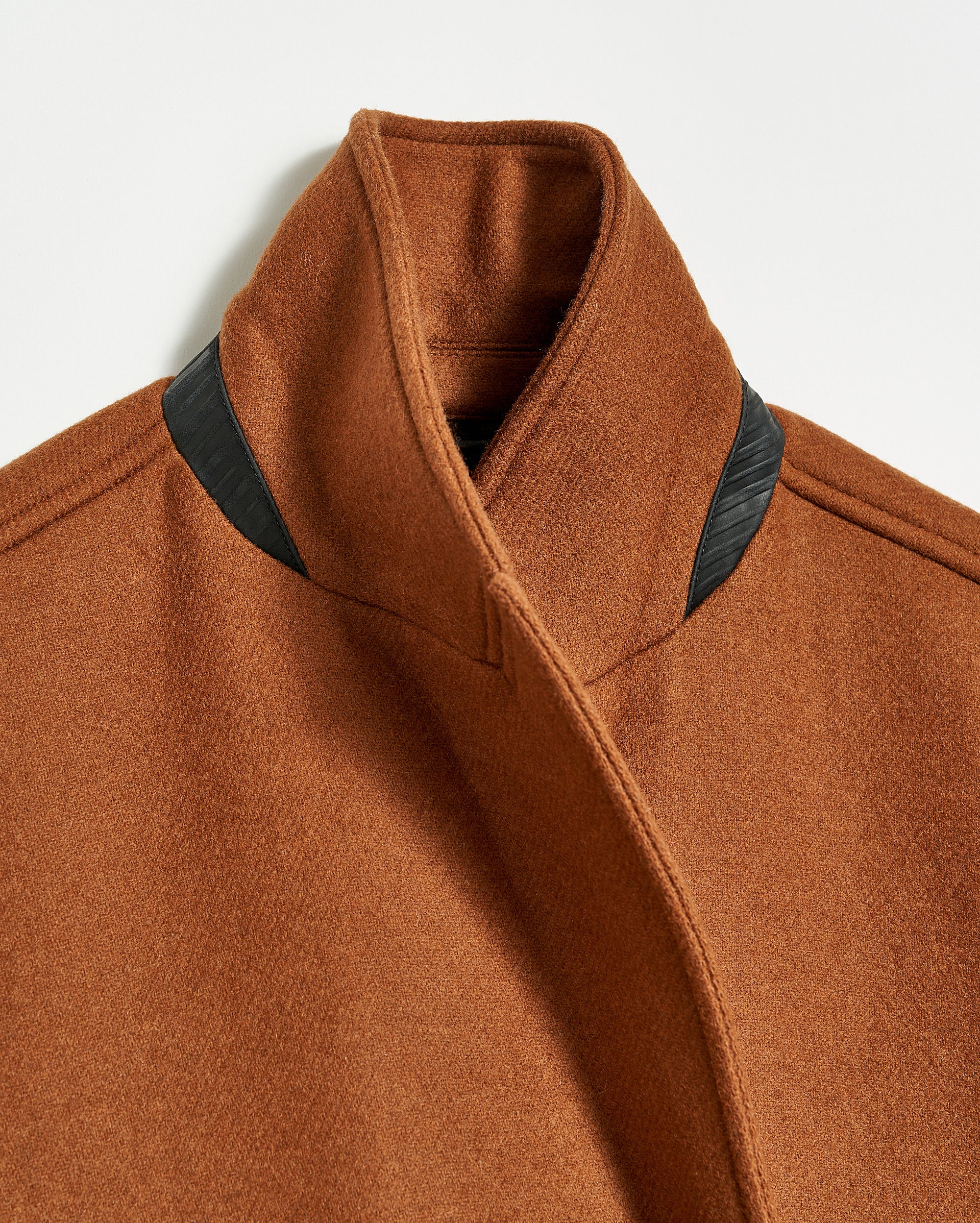 WALKING CAR COAT IN RUST Billy Reid