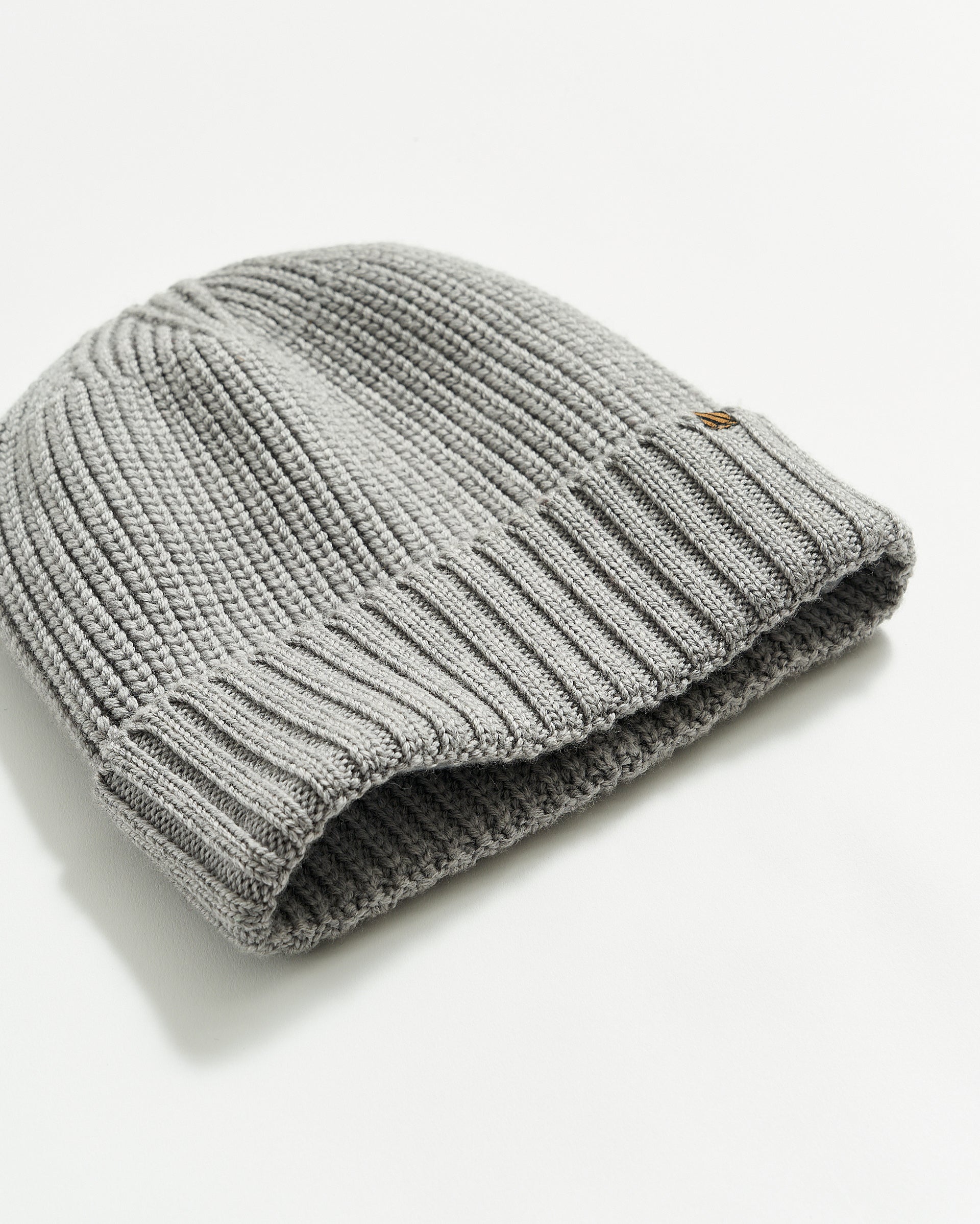 WOOL RIBBON BEANIE IN GREY – Billy Reid