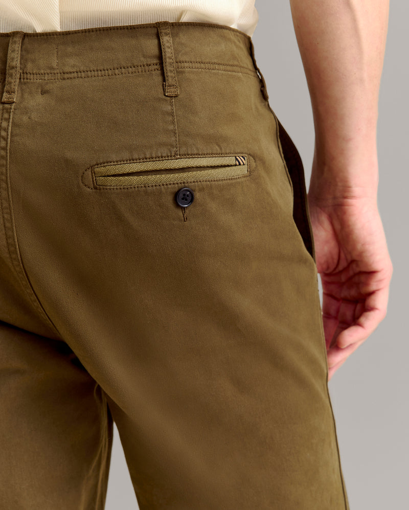 Chino Pant in Dark Olive