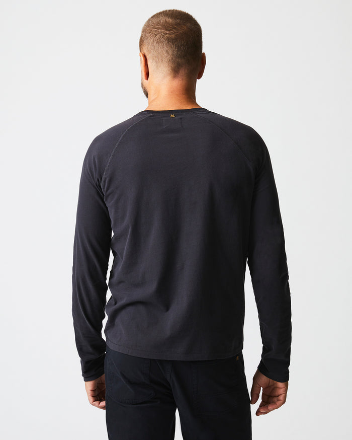 LONG-SLEEVE SUEDED COTTON CREW	BLACK