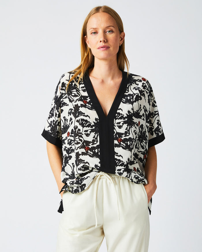 Banded Kaftan Blouse in Black/White