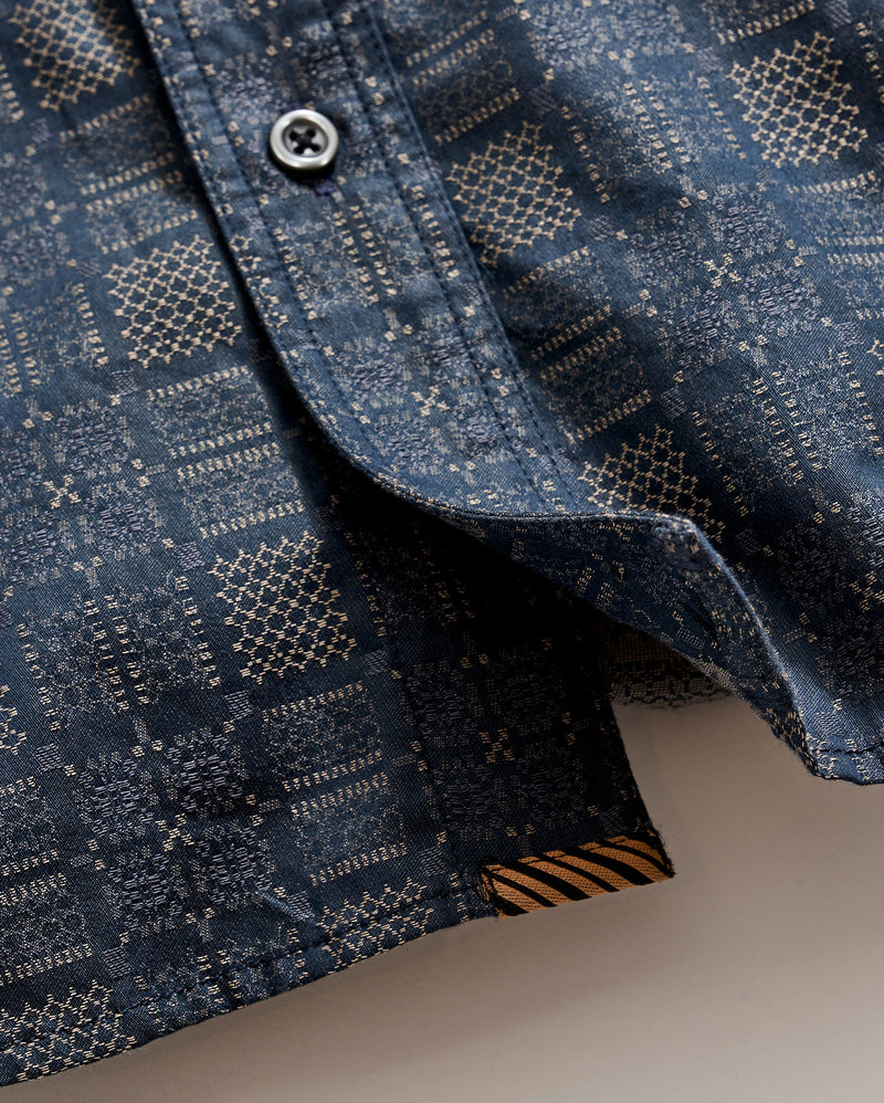 TAPESTRY JACQUARD TUSCUMBIA SHIRT BUTTON DOWN in CARBON BLUE