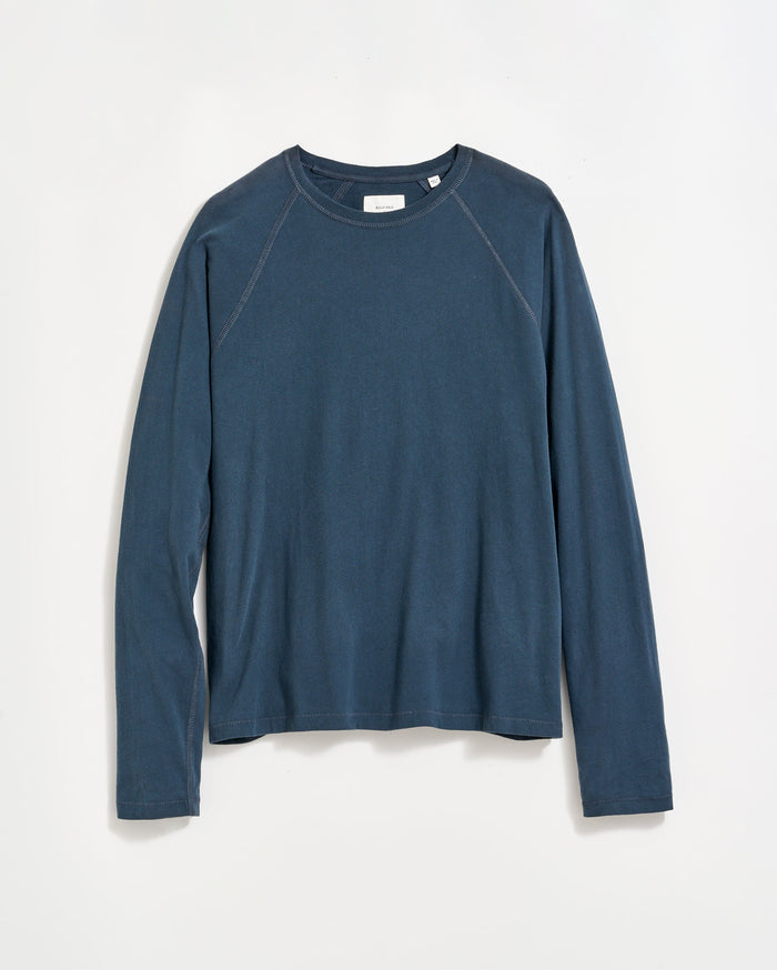 LONG-SLEEVE SUEDED COTTON CREW	CARBON BLUE