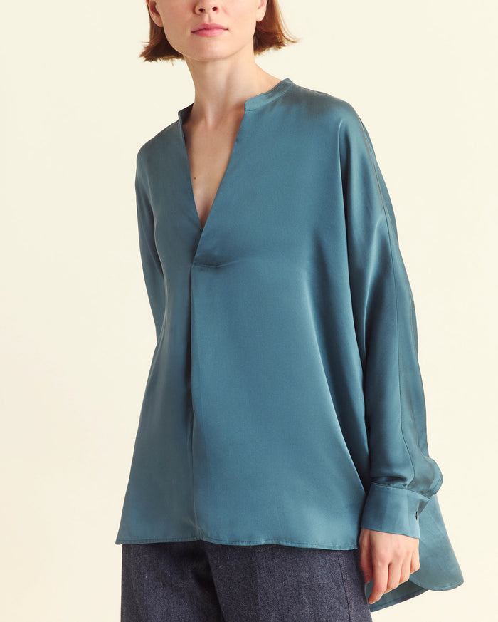 Dolman Sleeve Blouse in Hydro