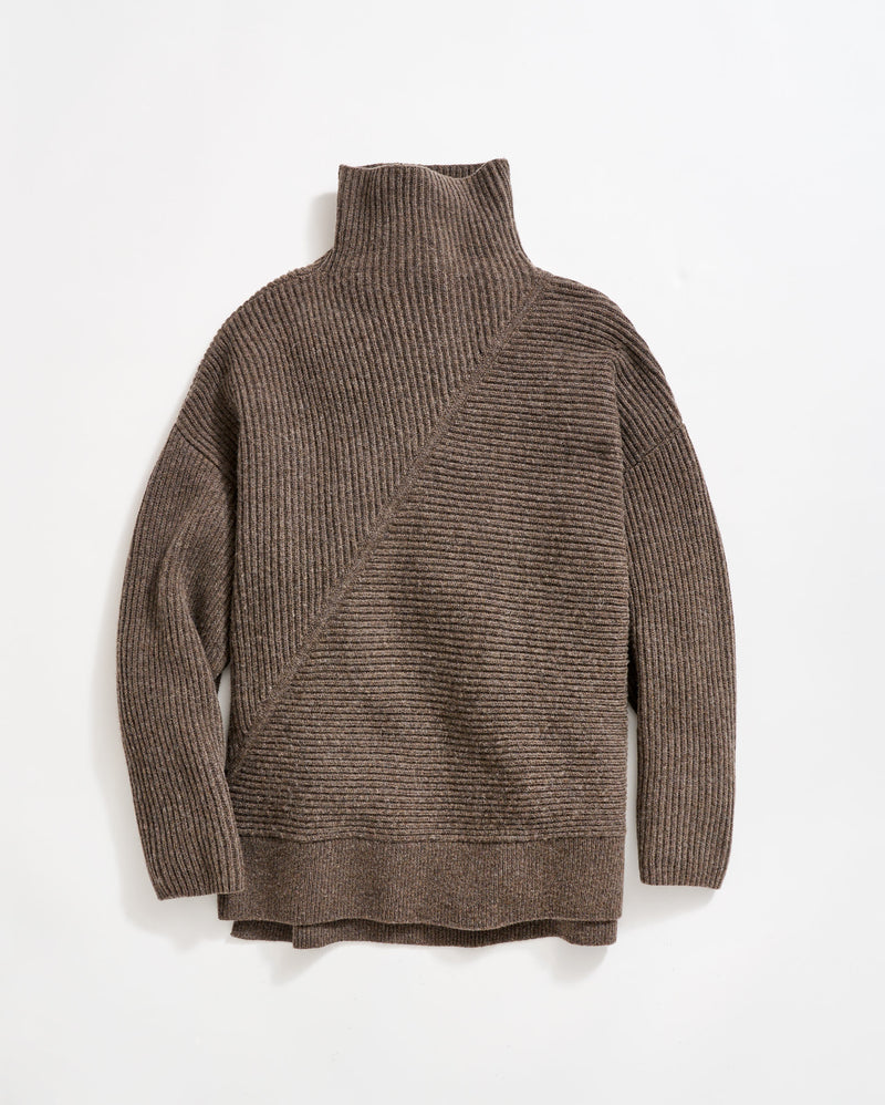 Directional Rib Funnel Neck Sweater in Heathered Mink